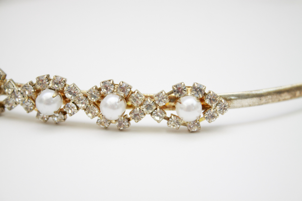 Rhinestone and Glass Silver Tone Jewelry Assortment