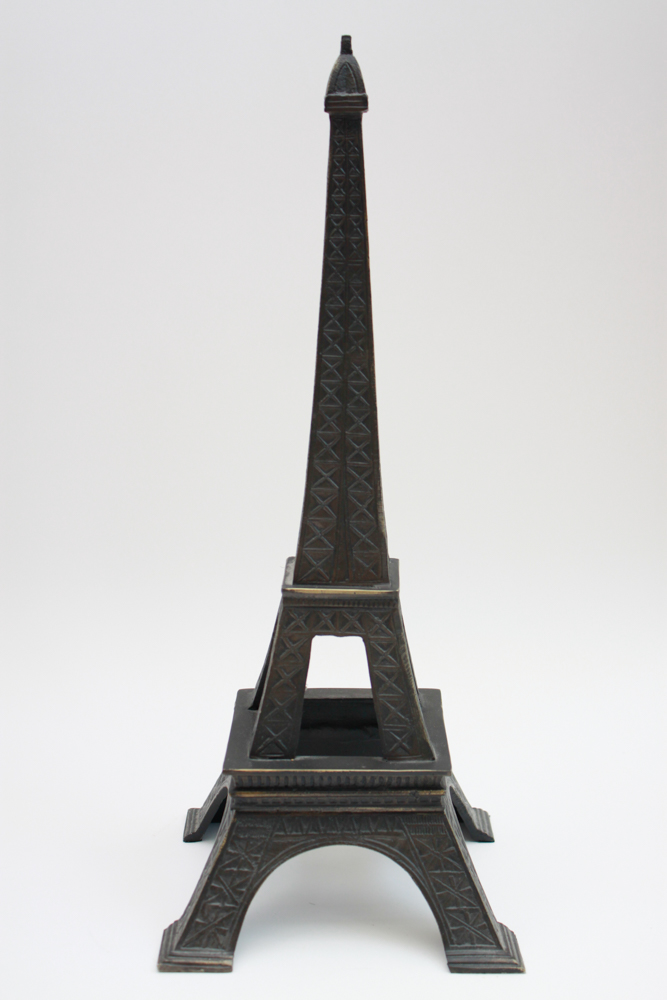 Paris & Eiffel Tower Décor Assortment