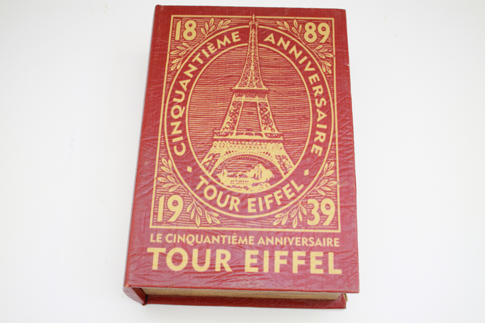 Paris & Eiffel Tower Décor Assortment