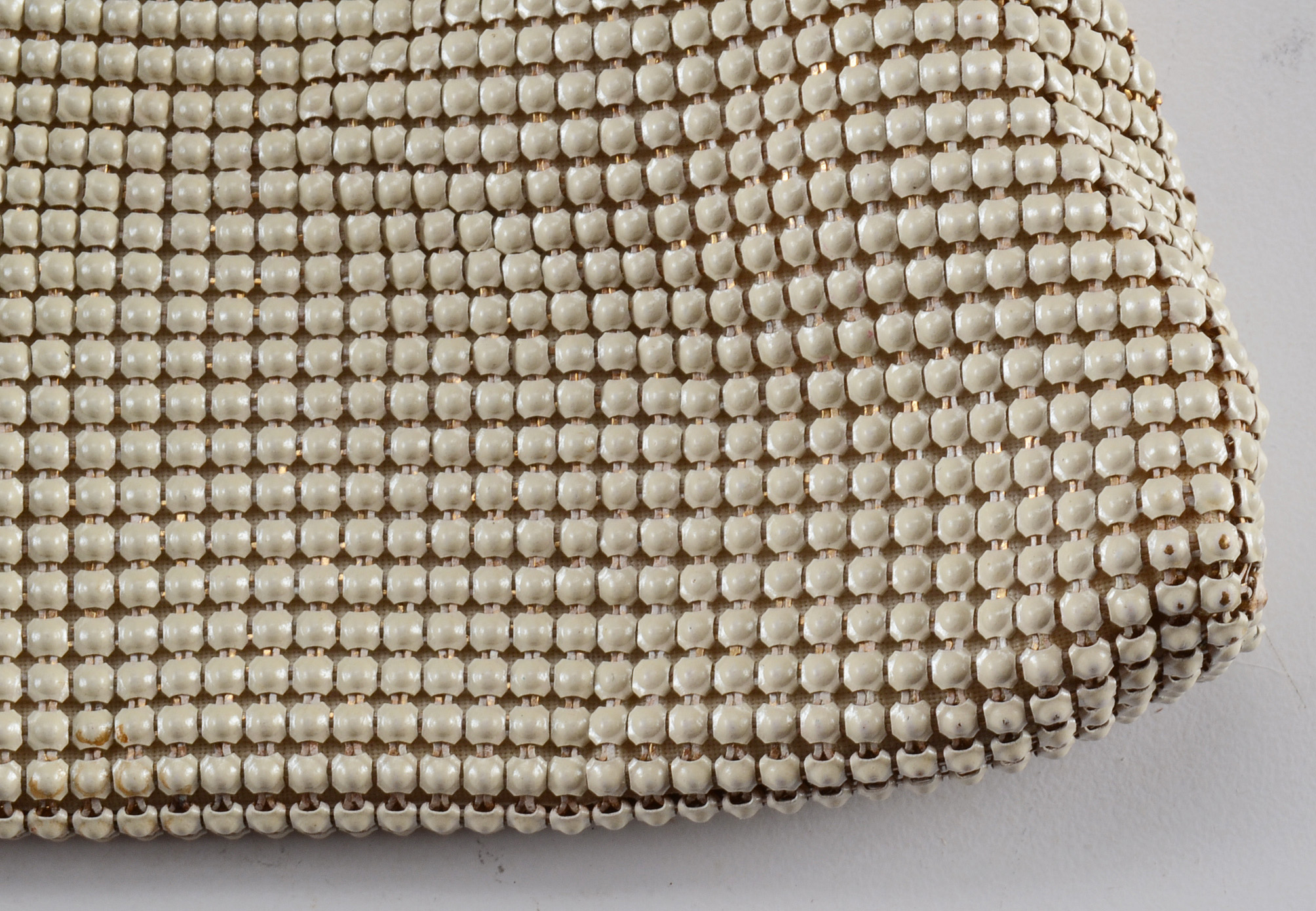 1960s Enamel Mesh Whiting and Davis Coin Purse