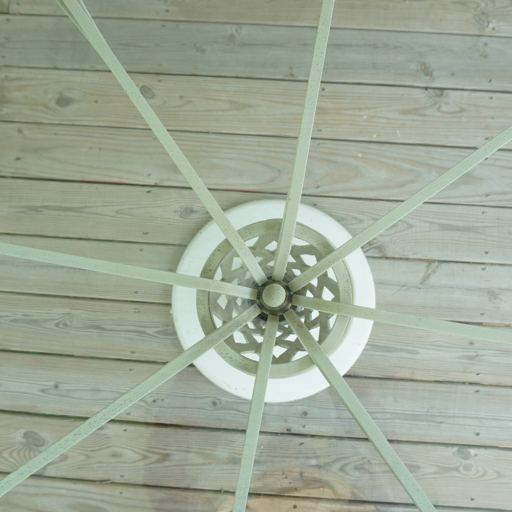 White Wrought Iron Dining Table and Chairs