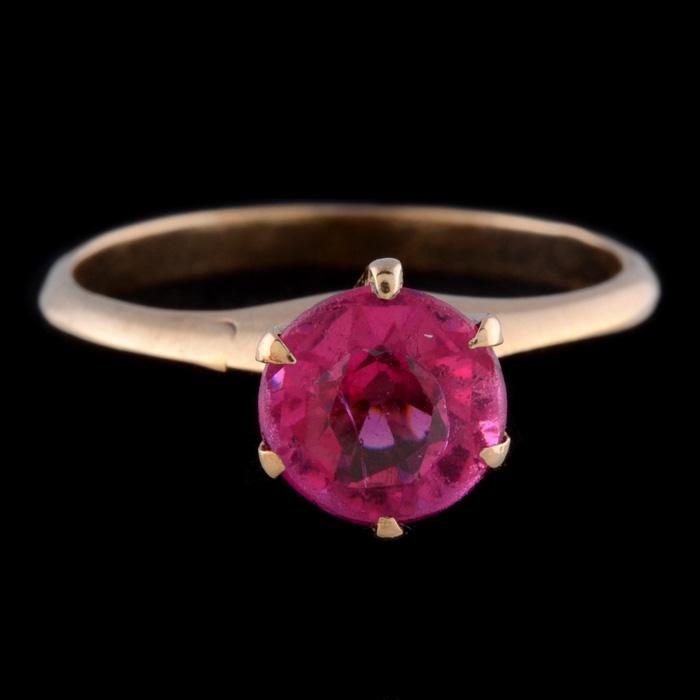 10K Yellow Gold Solitaire Ring with Ruby Glass Doublet