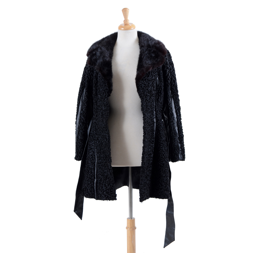 1970s Vintage Donenfeld's of Dayton Persian Lamb and Leather Fur Coat