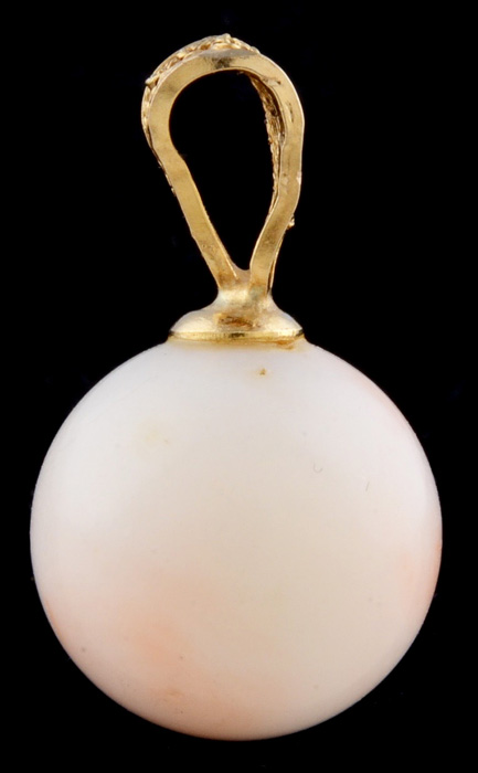 14K Yellow Gold Filigree and Coral Bead Pendant