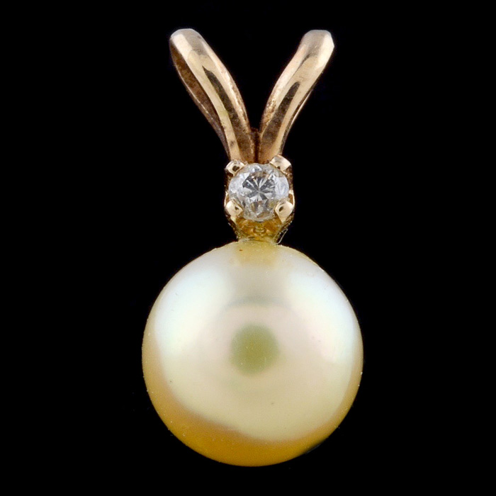 14K Yellow Gold Cultured Pearl and Diamond Pendant