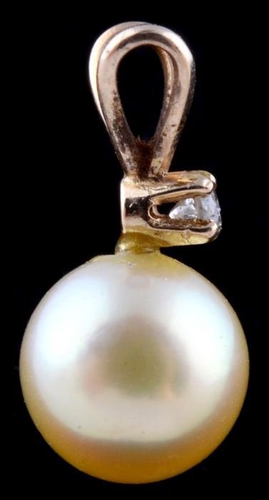 14K Yellow Gold Cultured Pearl and Diamond Pendant