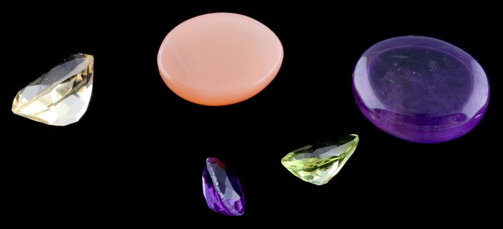 Group of Mixed Loose Gemstones and Cabochons
