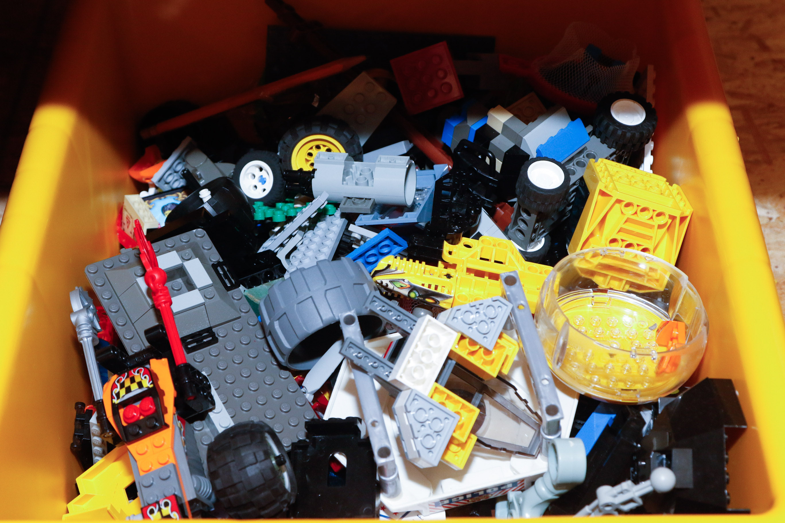 Vast Collection of Boxed Sets and Bins of Legos