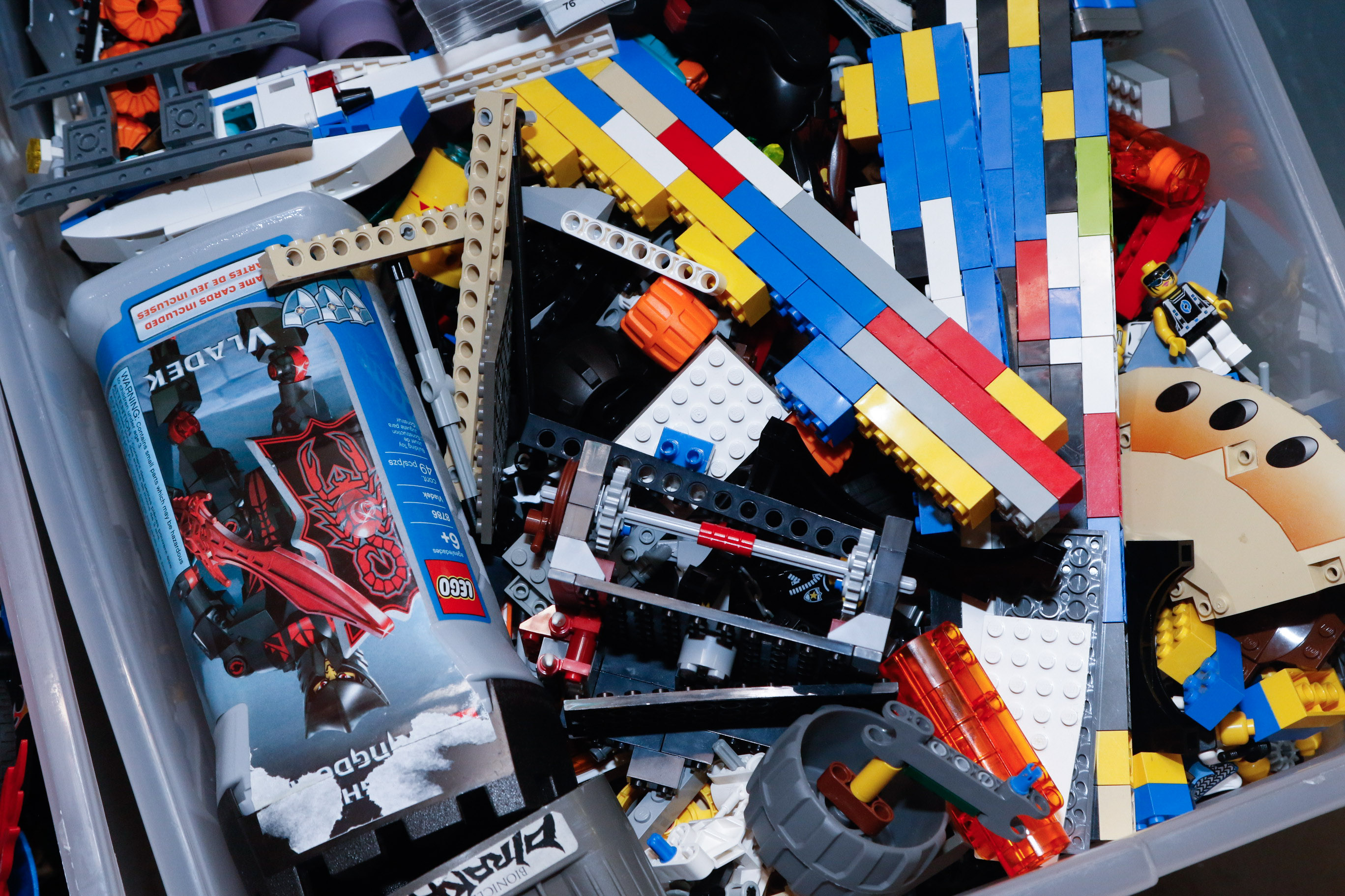 Vast Collection of Boxed Sets and Bins of Legos