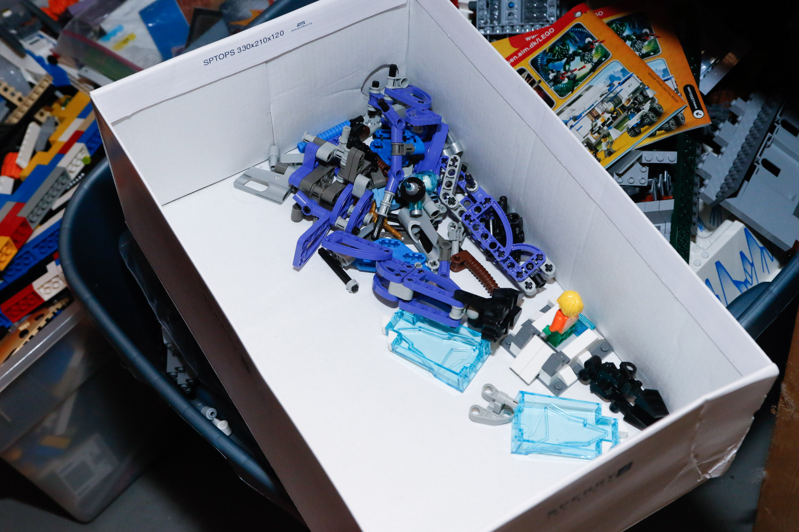 Vast Collection of Boxed Sets and Bins of Legos