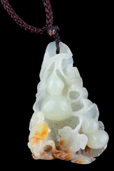 Chinese Handmade Necklace with Carved Natural Nephrite Pendant