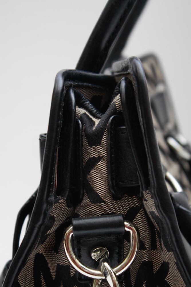 Michael Kors Hamilton Signature Tote with Dust Bag