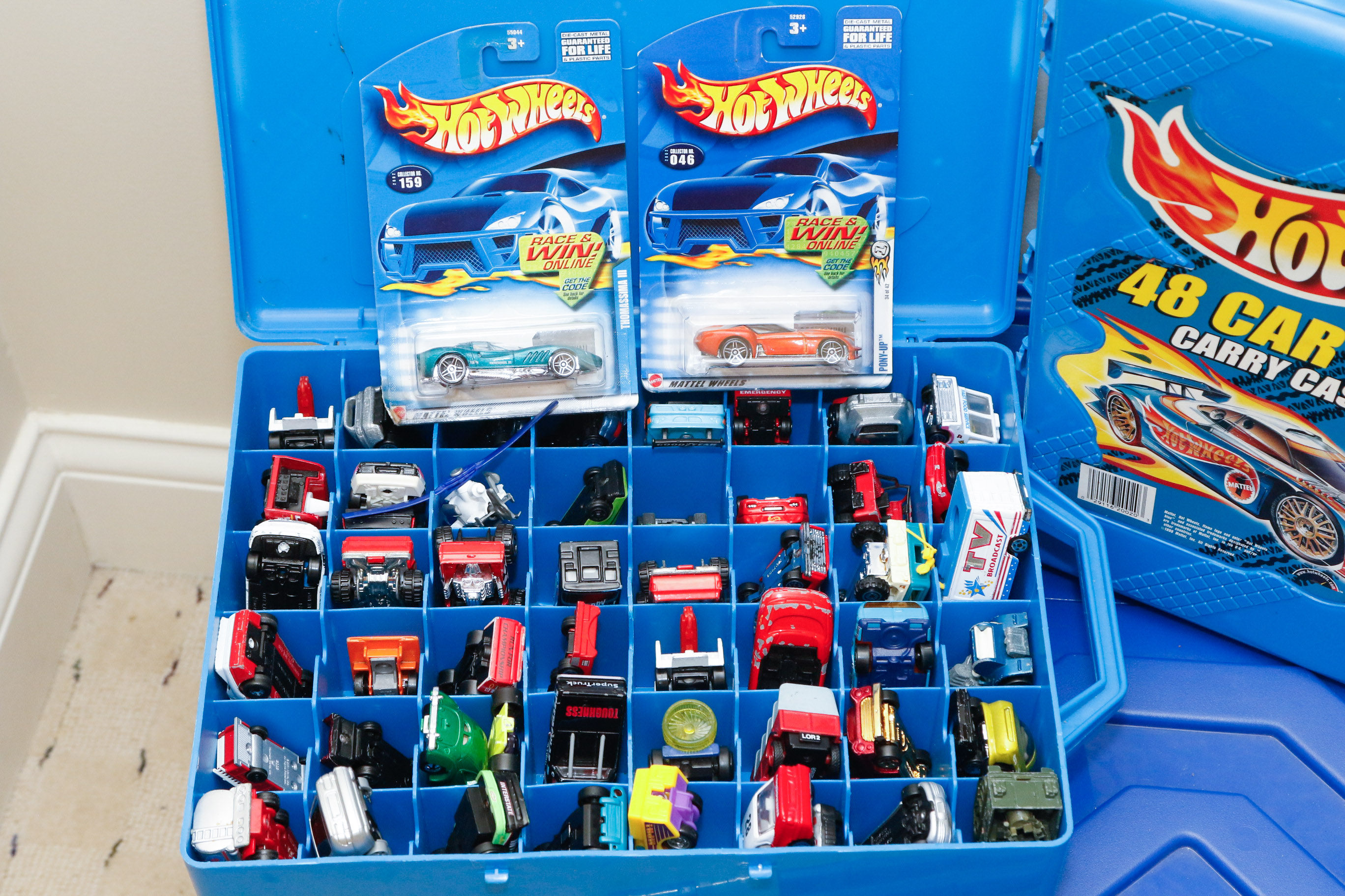 Collection of Hotwheels Diecast Toy Vehicles