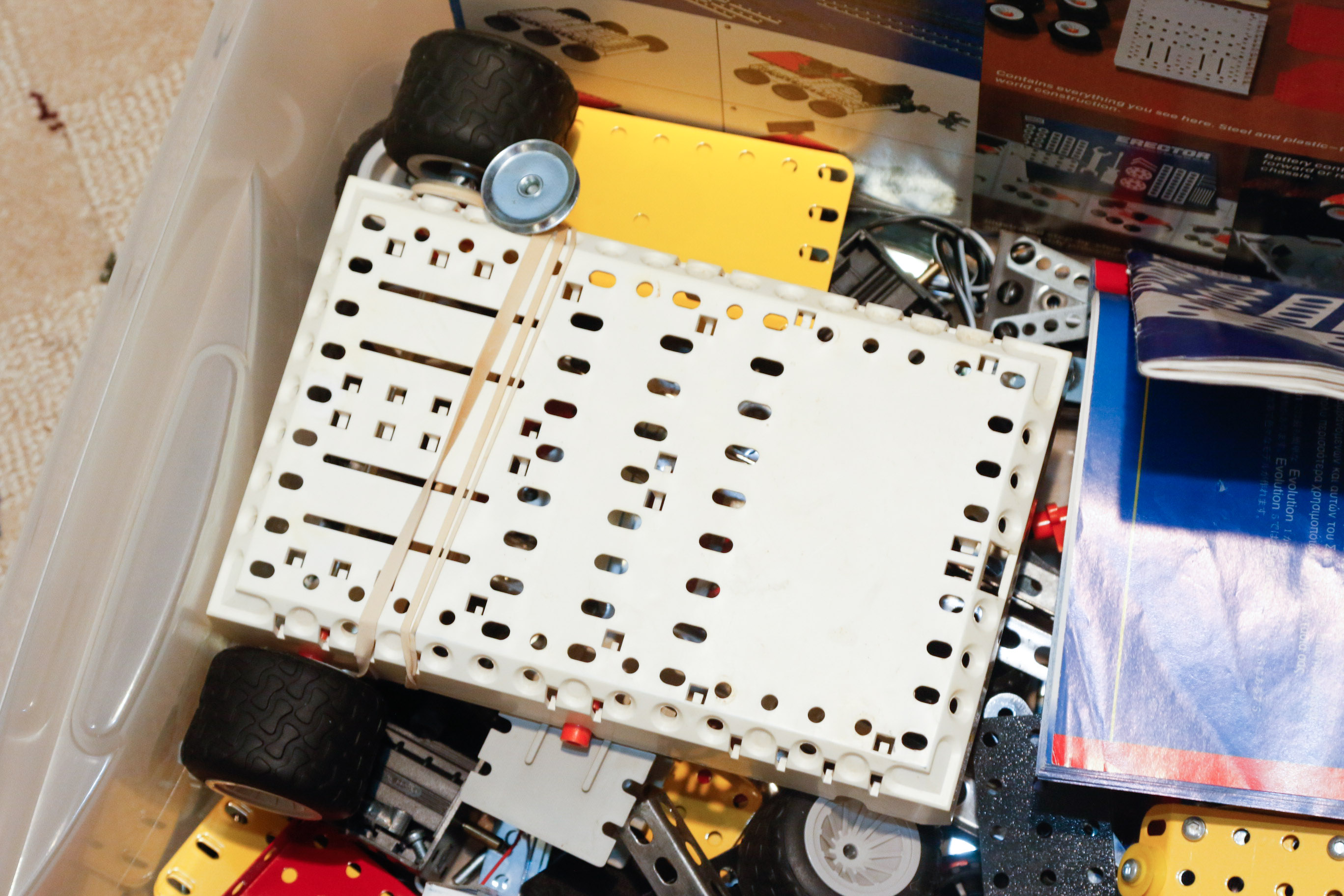 Vintage Gabriel Erector Set 375