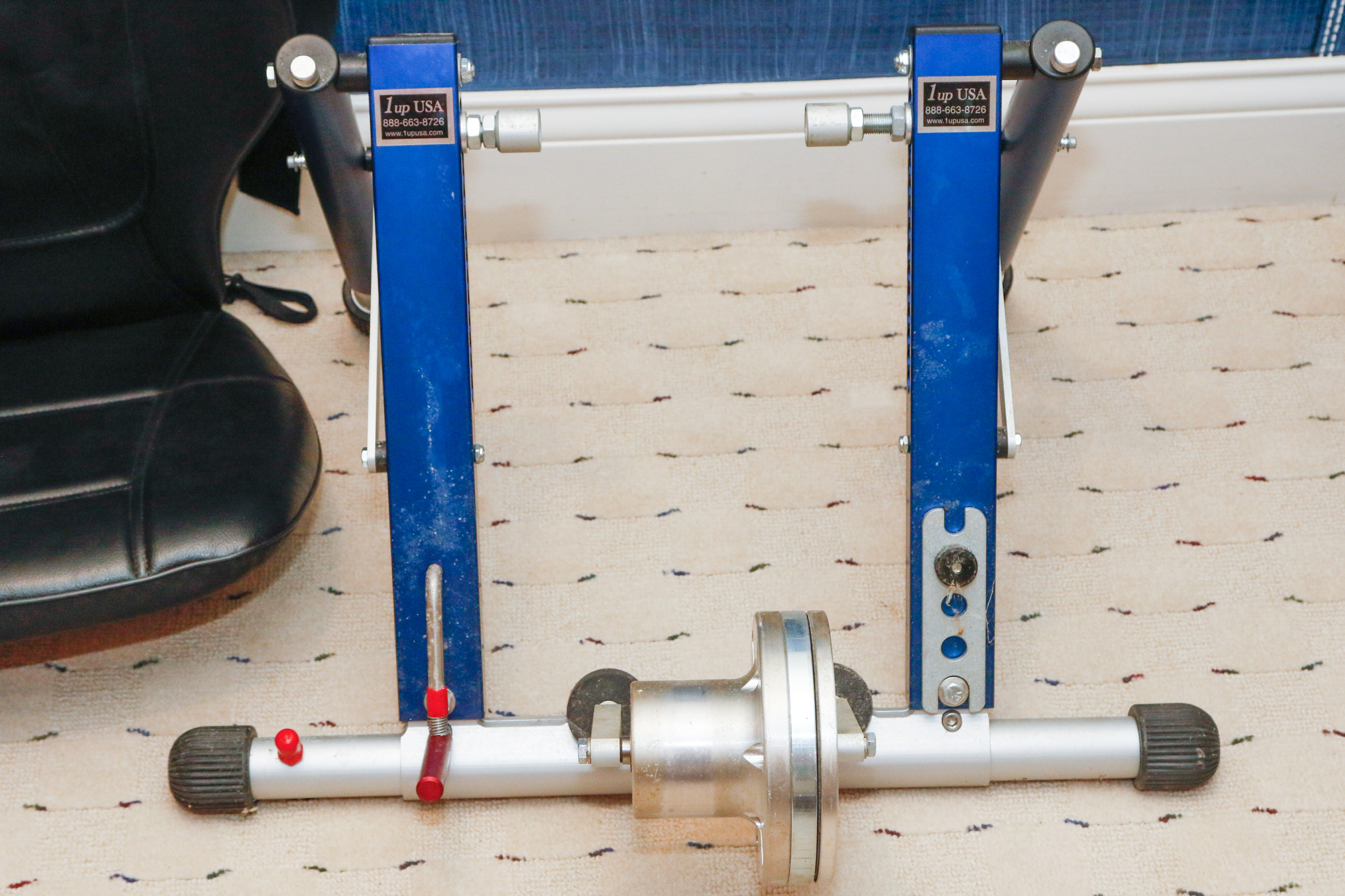 1UP Bicycle Trainer with HoMedics Shiatsu Massage Cushion