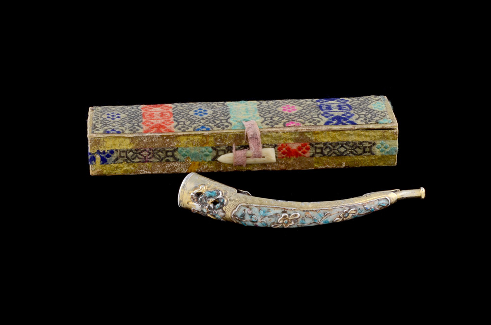 Early 20th Century Chinese Export Enameled on Metal Cigarette Holder