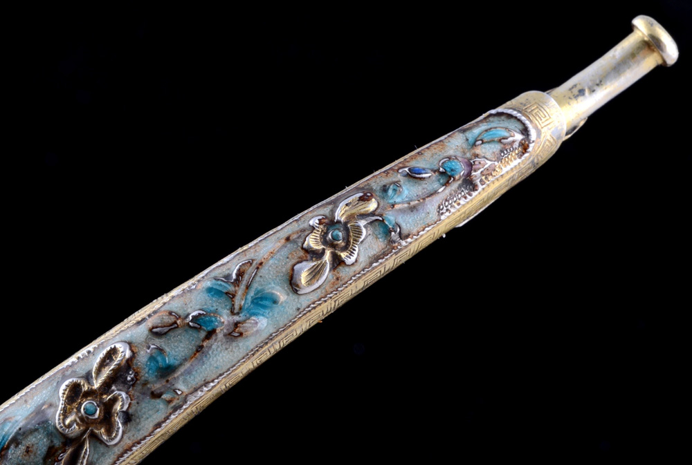 Early 20th Century Chinese Export Enameled on Metal Cigarette Holder