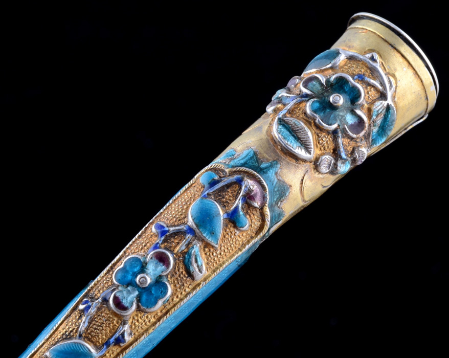 Early 20th Century Chinese Export Enameled Cigarette Holder