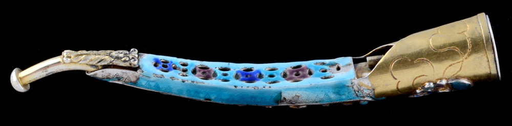 Early 20th Century Chinese Export Enameled Cigarette Holder