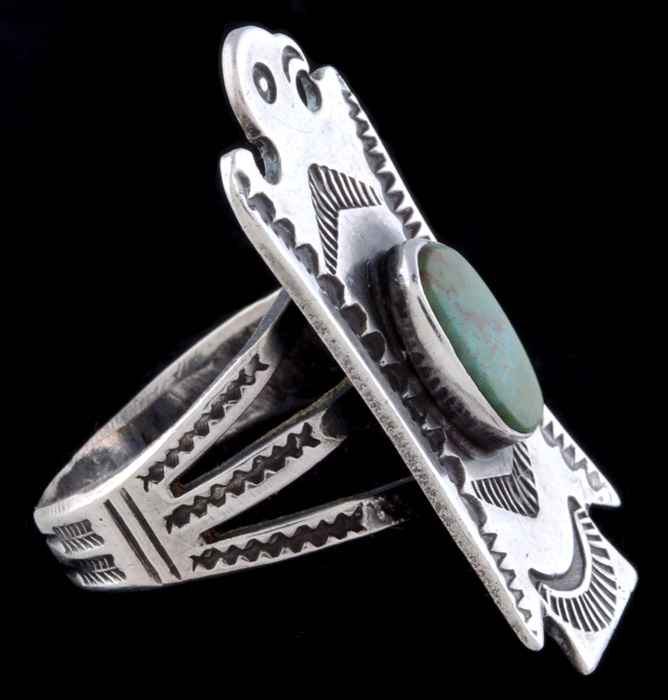 Vintage Southwestern Native American Sterling Silver and Green Turquoise Eagle Ring