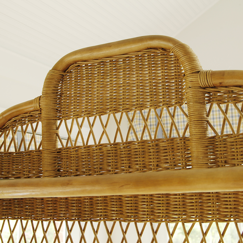 Henry Link Tea Stain Basketweave Étagère