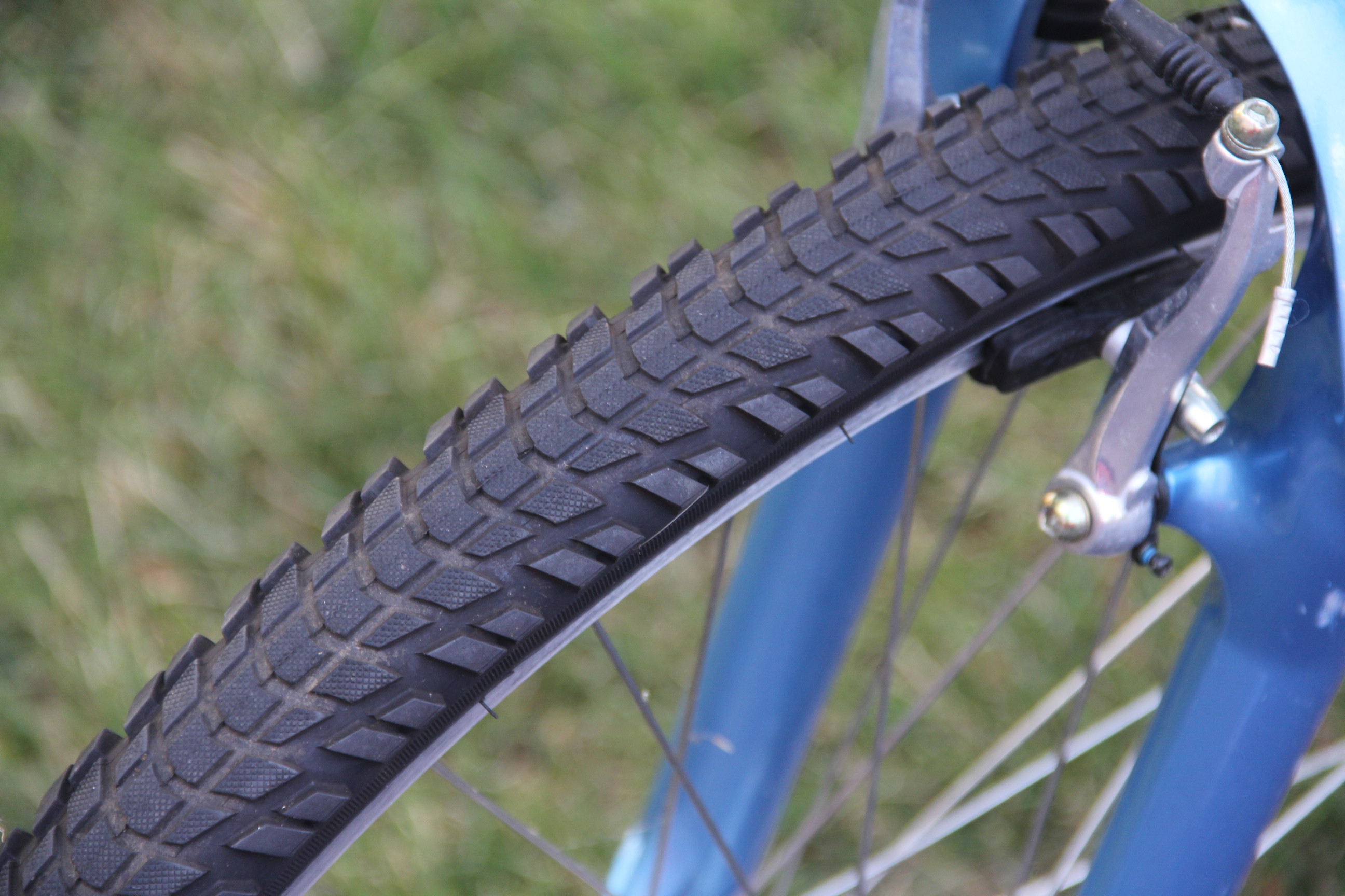 Giant Sedona 6061 Aluxx Mountain Bicycle