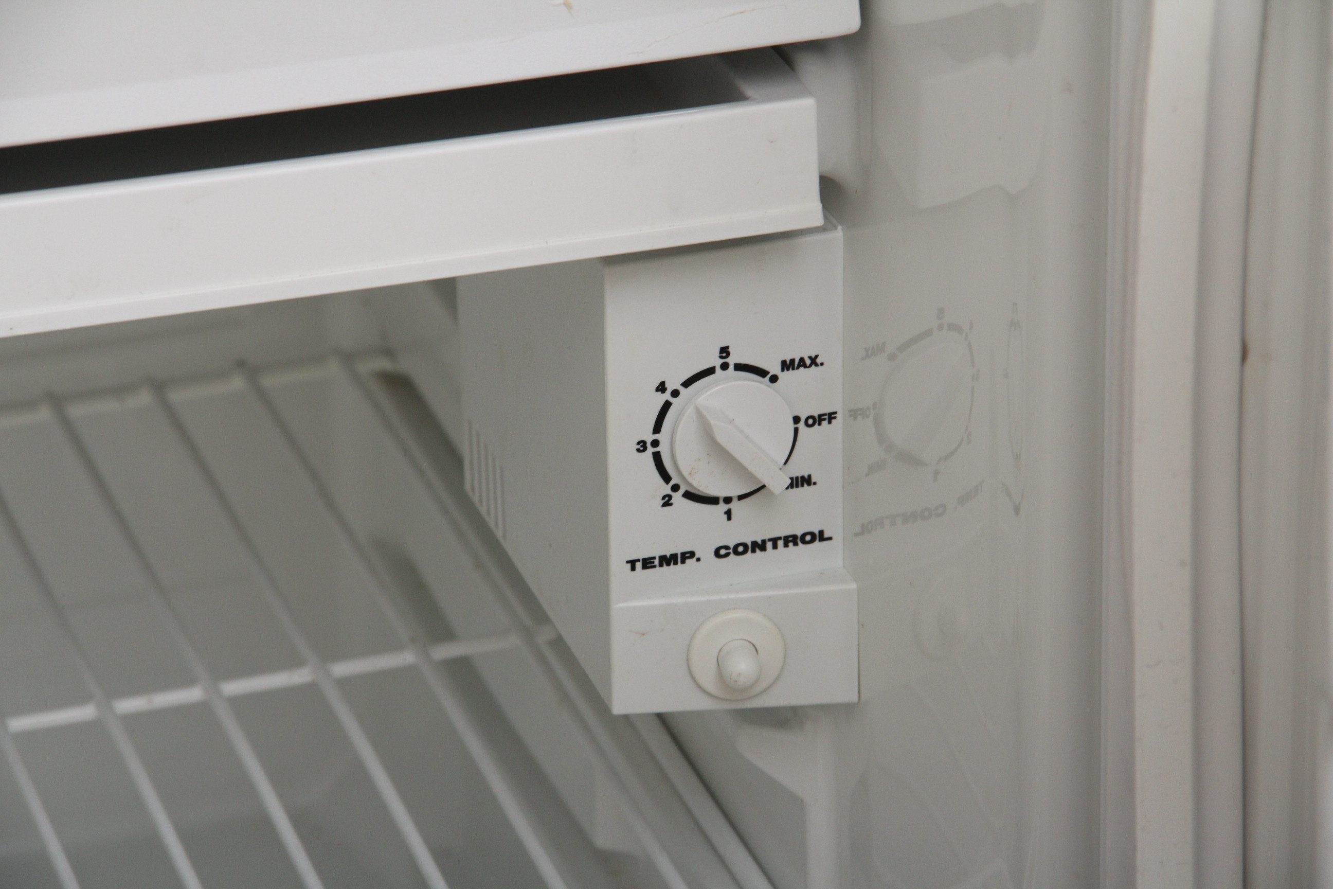 General Electric Compact Refrigerator