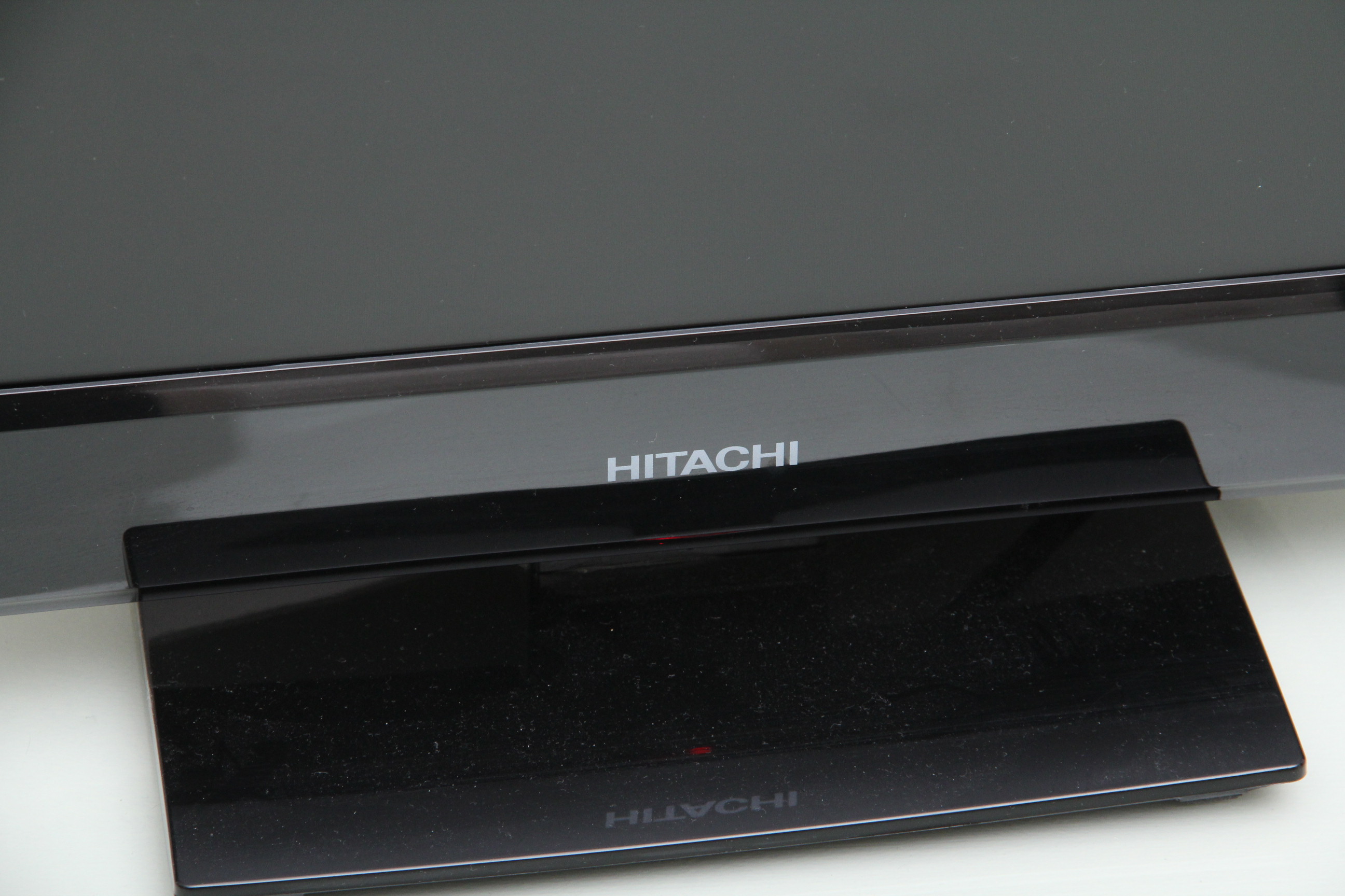 Hitachi 19" LED Television