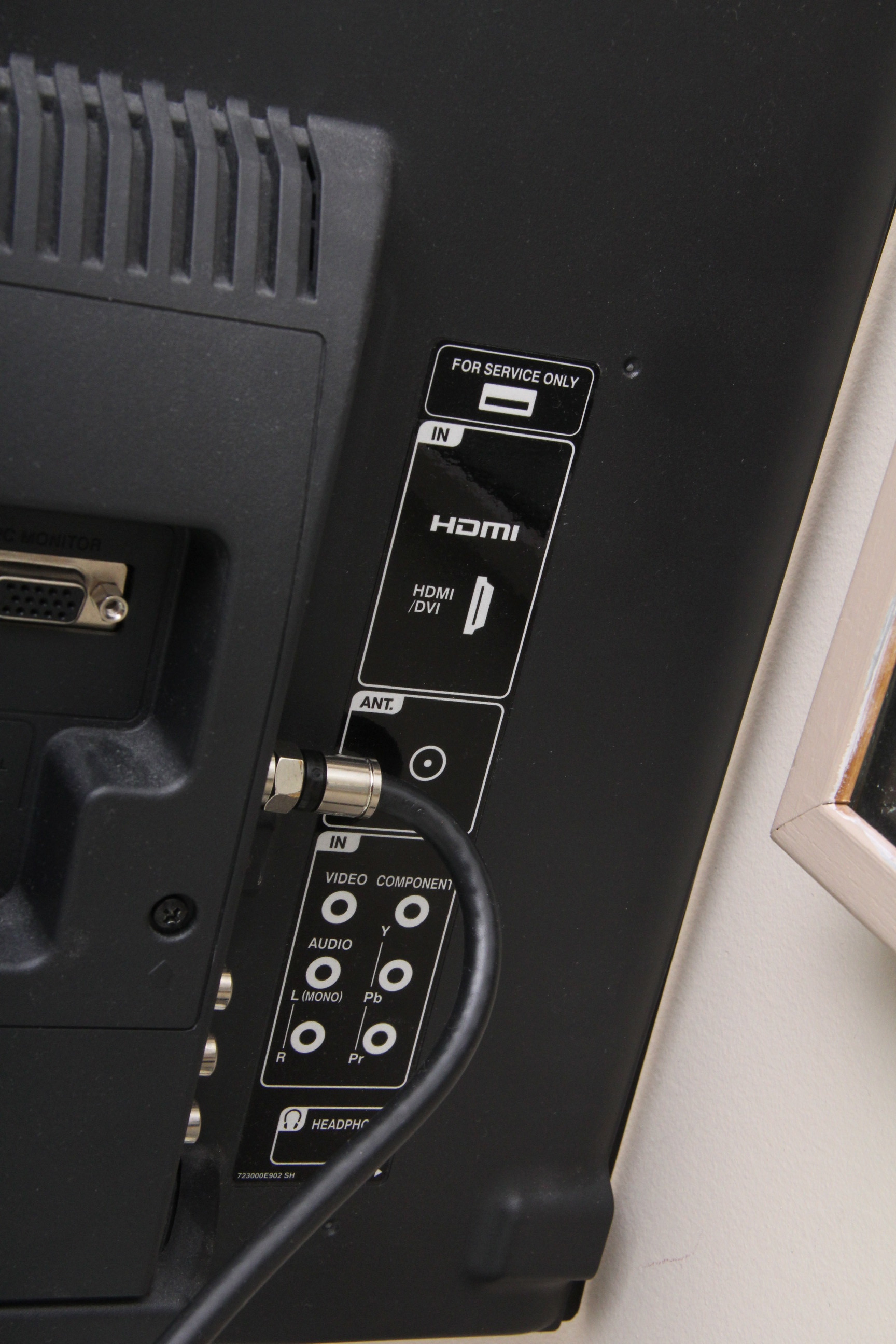 Hitachi 19" LED Television