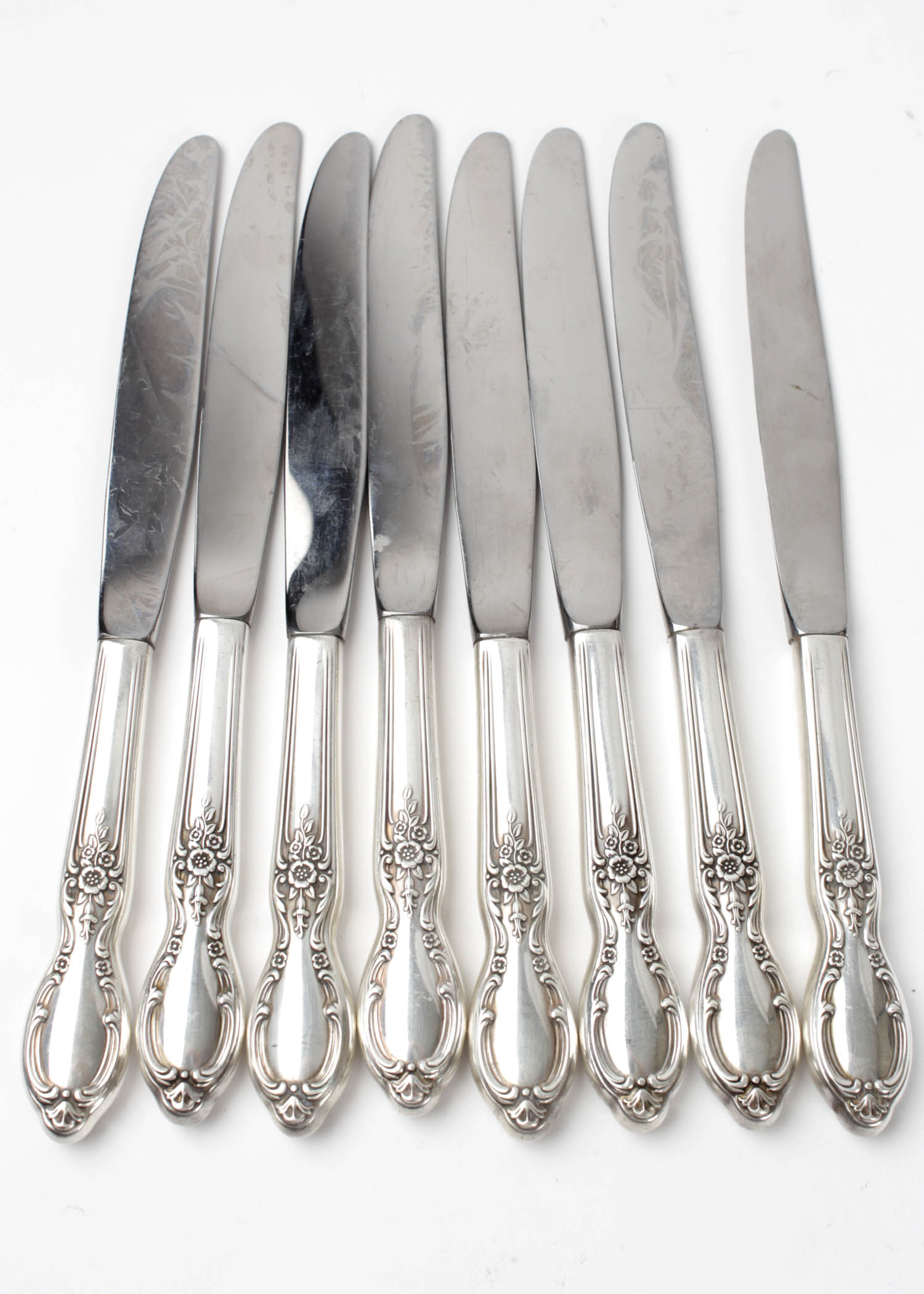 Fifty Piece Set of W.M. Rogers & Son Silverplated Victorian Rose Flatware