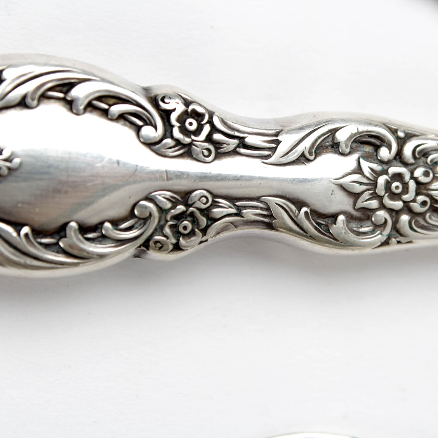 Fifty Piece Set of W.M. Rogers & Son Silverplated Victorian Rose Flatware