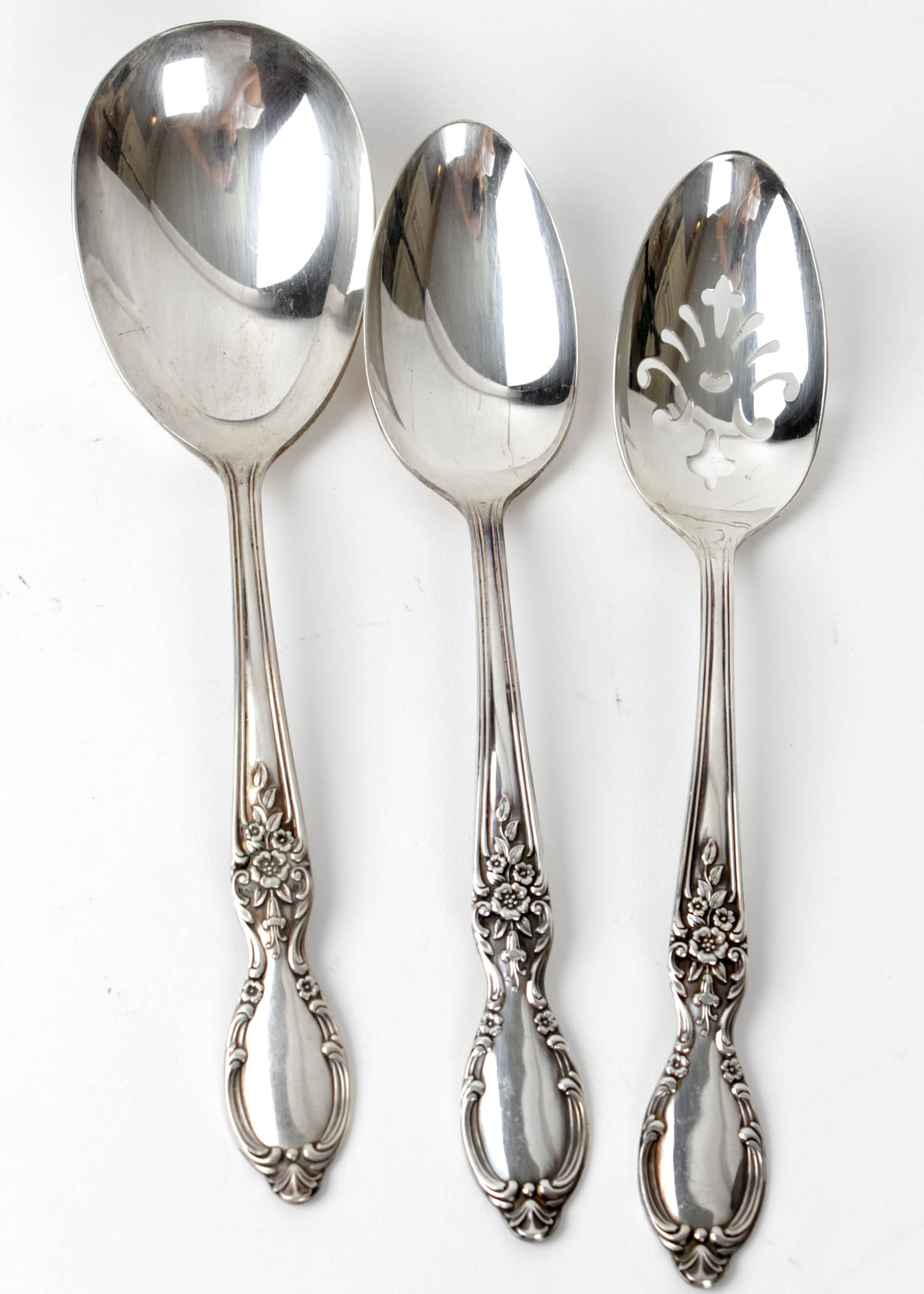 Fifty Piece Set of W.M. Rogers & Son Silverplated Victorian Rose Flatware