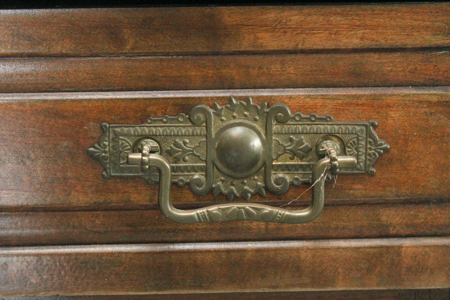 Antique Eastlake Style Oak Washstand