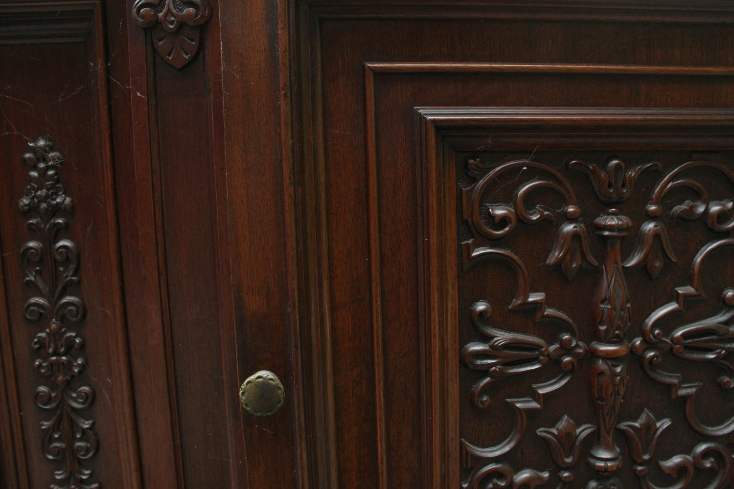 Vintage Renaissance Style Buffet Cabinet