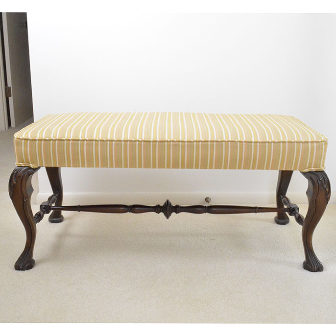 Late 20th Century Queen Anne Style Upholstered Bench