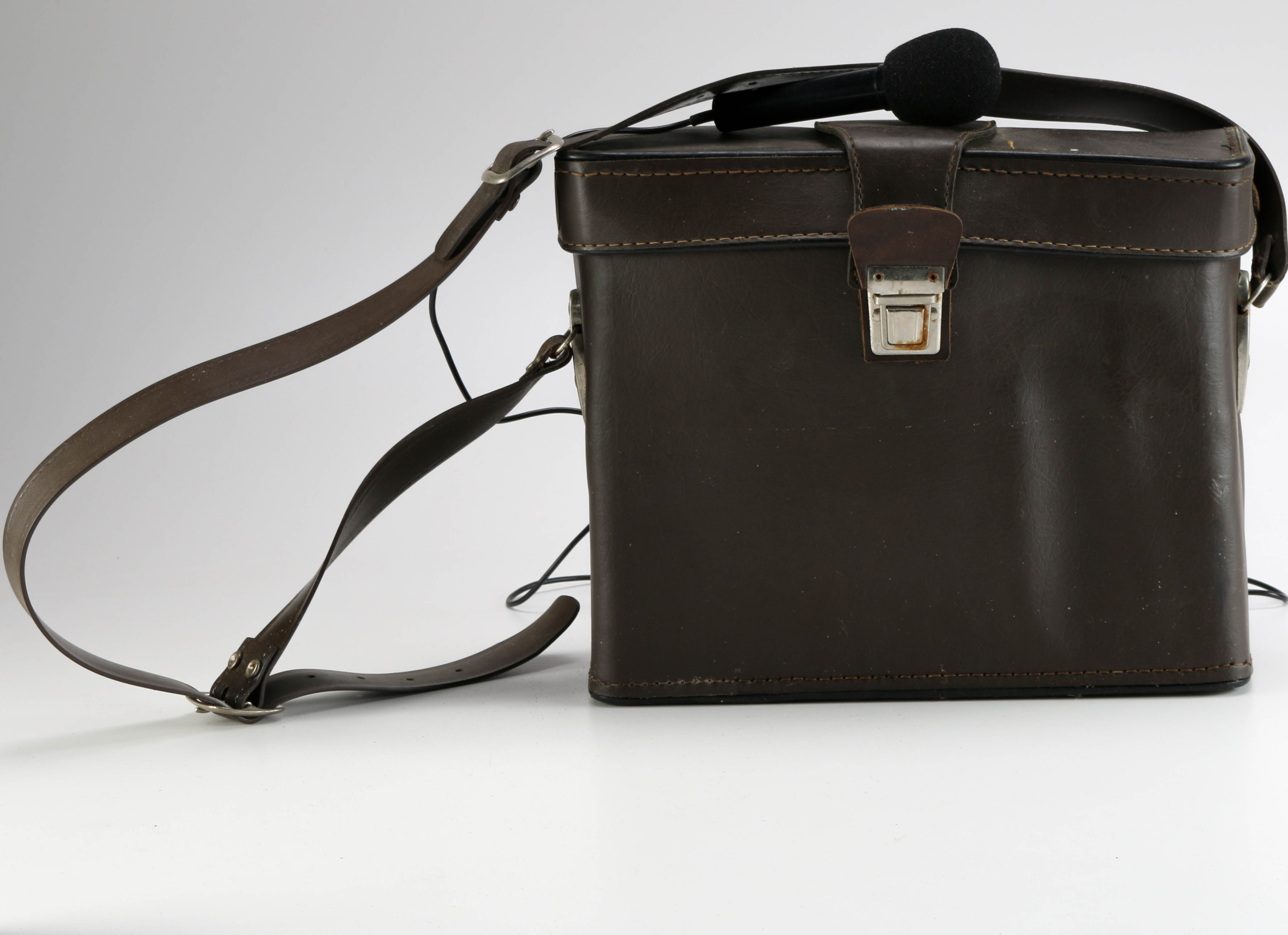 1975 Bell & Howell Filmosonic XL Movie Camera with Case