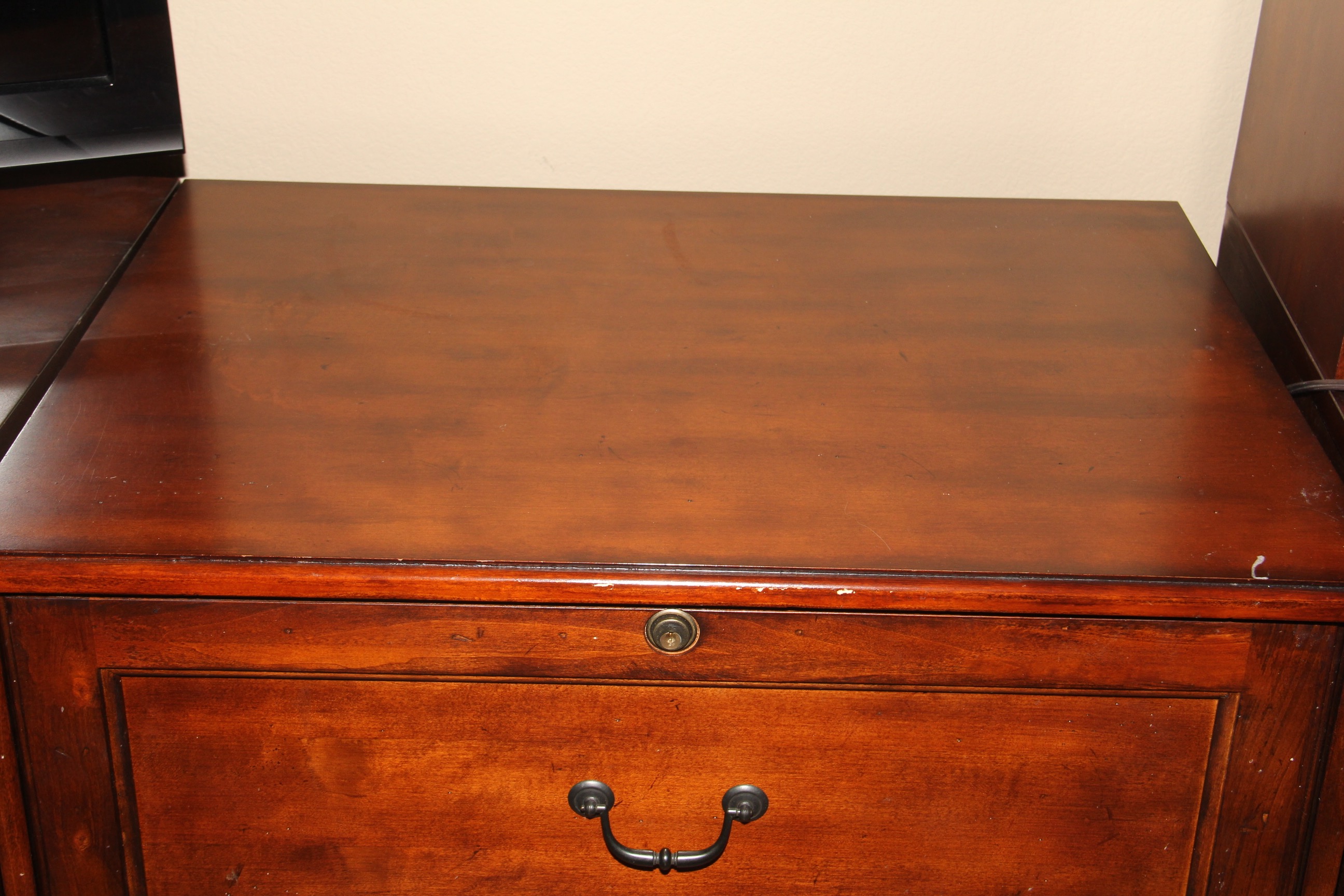 File Cabinet with Two Drawers