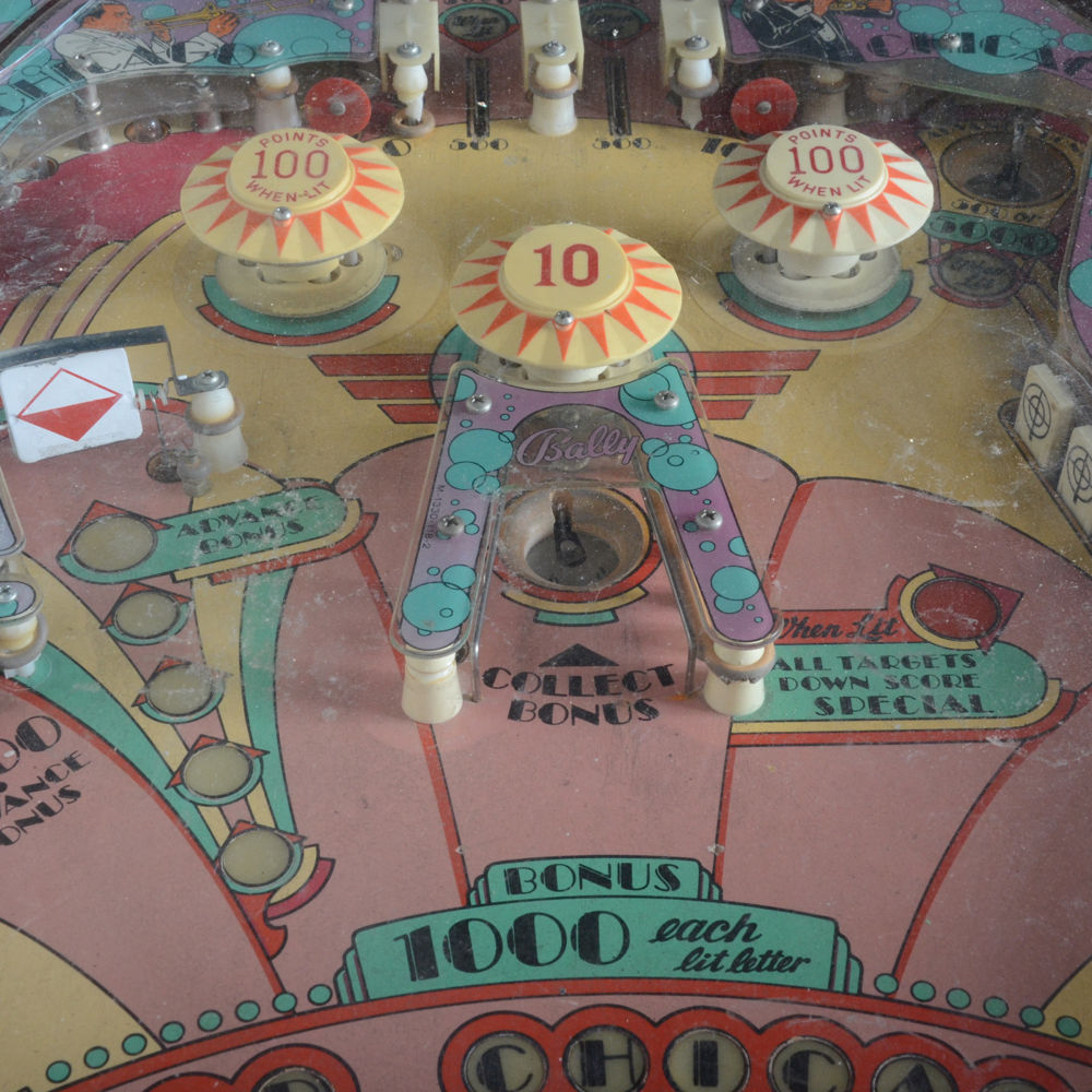 Bally Old Chicago Pinball Machine