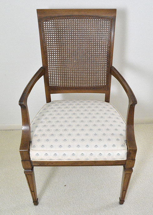 Late 20th Century Hepplewhite Style Seven-Piece Dining Set