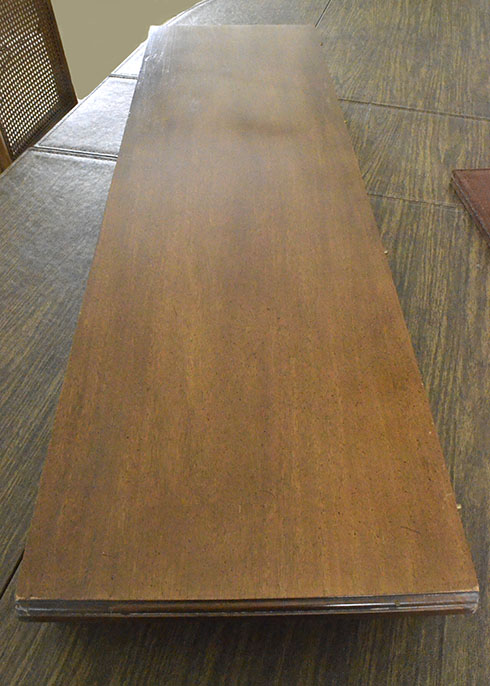 Late 20th Century Hepplewhite Style Seven-Piece Dining Set