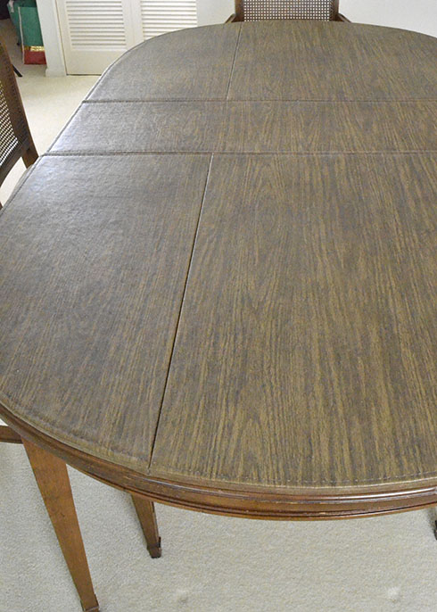 Late 20th Century Hepplewhite Style Seven-Piece Dining Set