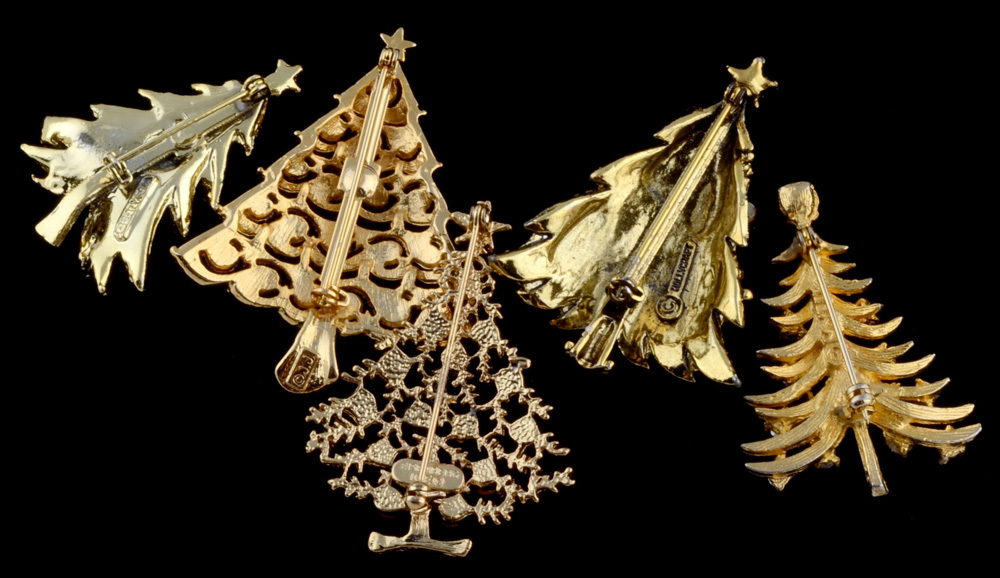 Five Signed Christmas Brooches Including Eisenberg Ice