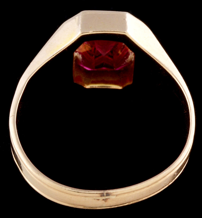 10K Yellow Gold and Red Glass Freemasonry Ring