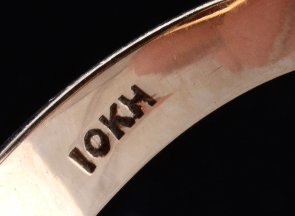 10K Yellow Gold and Red Glass Freemasonry Ring