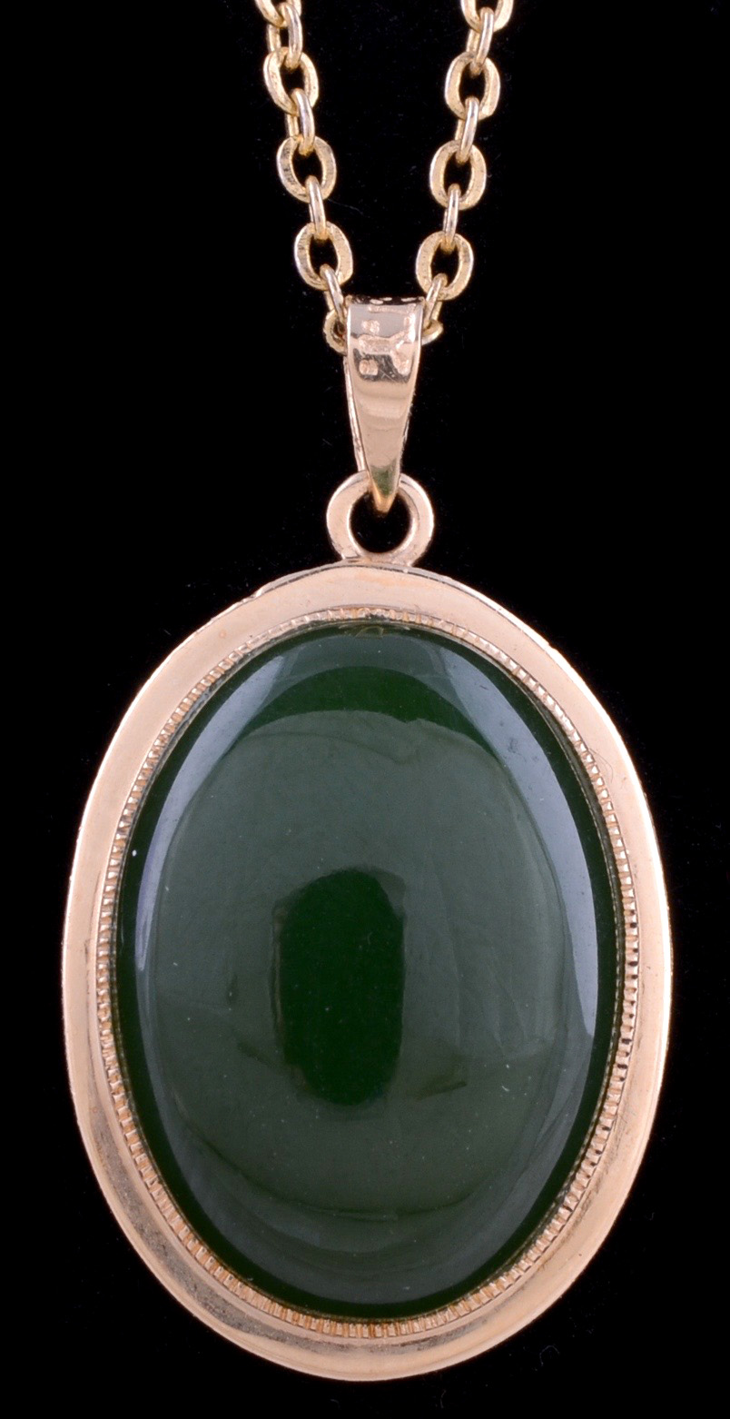 14K Yellow Gold and Nephrite Jade Dangle Pendant with Pierced Earrings