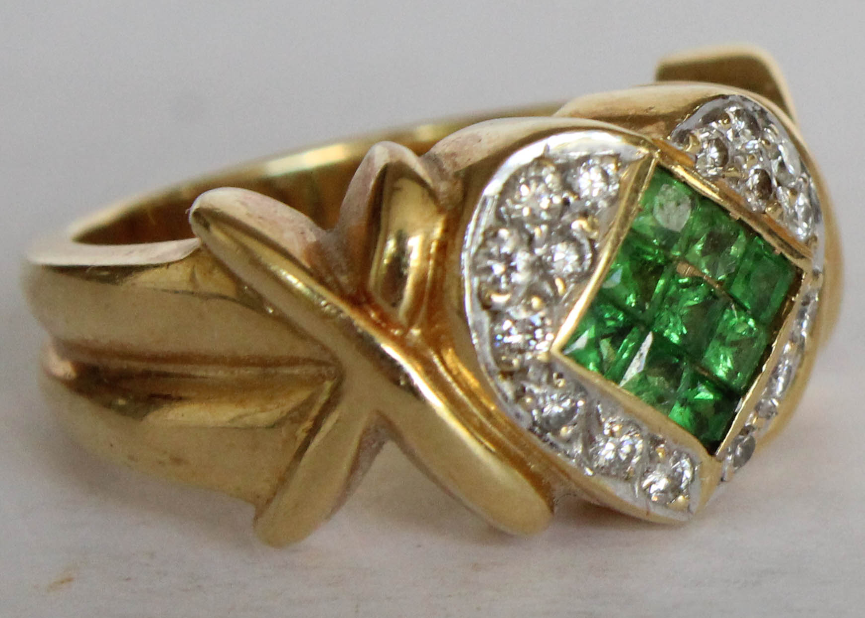 18K Yellow Gold Ring with Emeralds, Size 7