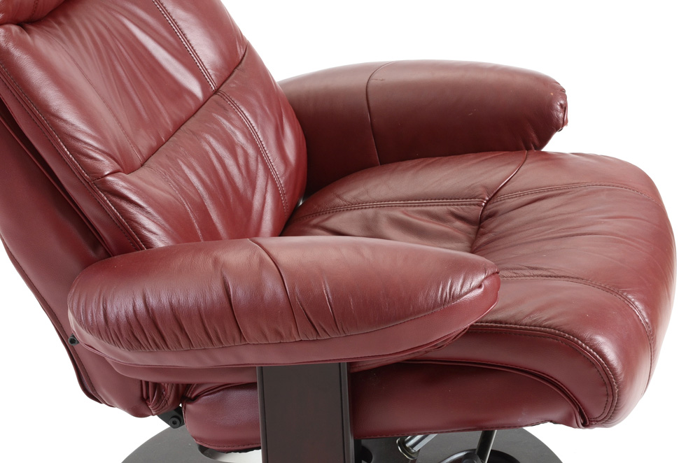 Lane Furniture "Rebel" Recliner Chair with Ottoman