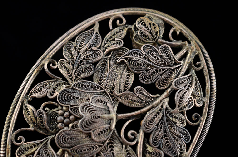 Early 20th Century Chinese Export 870 Silver Filigree Openwork Peony Floral Pin