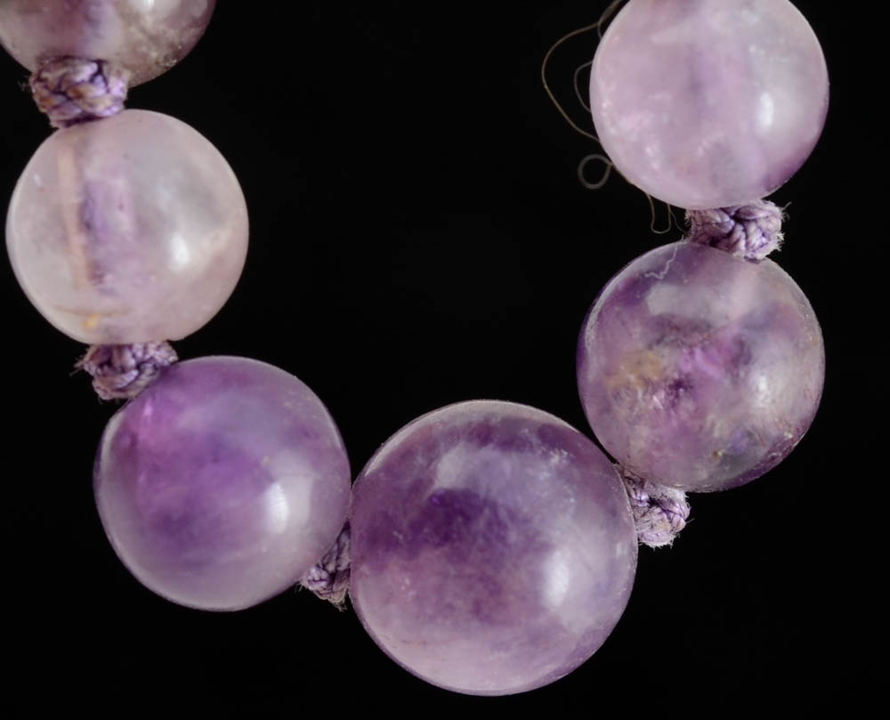 Early 20th Century Chinese Export Amethyst Beaded Necklace with Silver Clasp