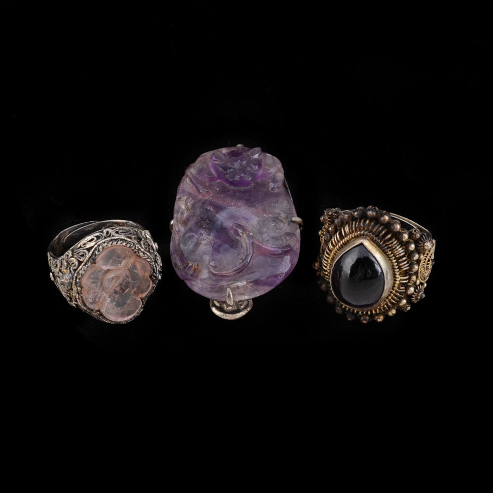 Two Early 20th Century Chinese Export Sterling Silver Rings and Carved Amethyst Dress Clip